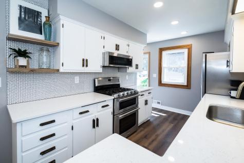 616 Esther Lane Woodbury MN 55125