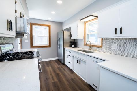 616 Esther Lane Woodbury MN 55125