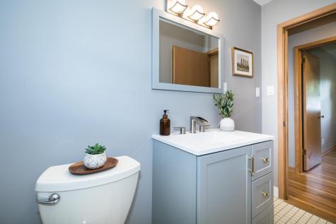 616 Esther Lane Woodbury MN 55125