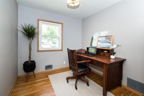 616 Esther Lane Woodbury MN 55125