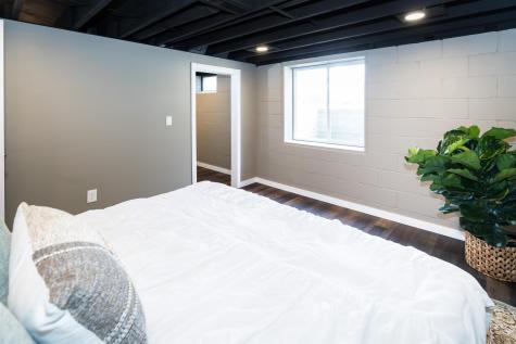 616 Esther Lane Woodbury MN 55125