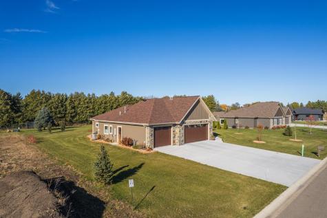 626 Lake Forest Circle Detroit Lakes MN 56501