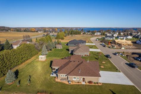 626 Lake Forest Circle Detroit Lakes MN 56501