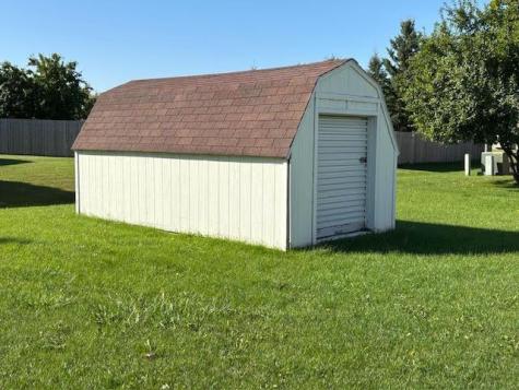 1114 Greenwood Street E Thief River Falls MN 56701