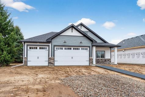 1231 Honeysuckle Lane Cambridge MN 55008