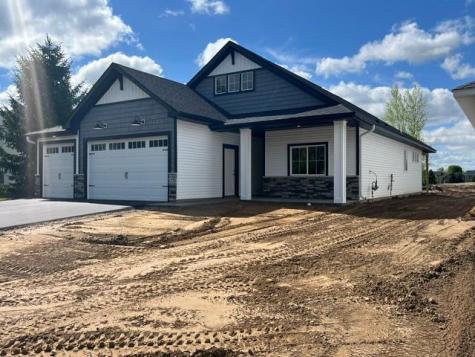 1231 Honeysuckle Lane Cambridge MN 55008