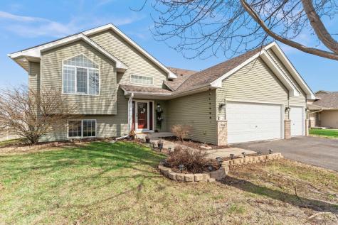 1106 Maplewood Avenue SW Isanti MN 55040