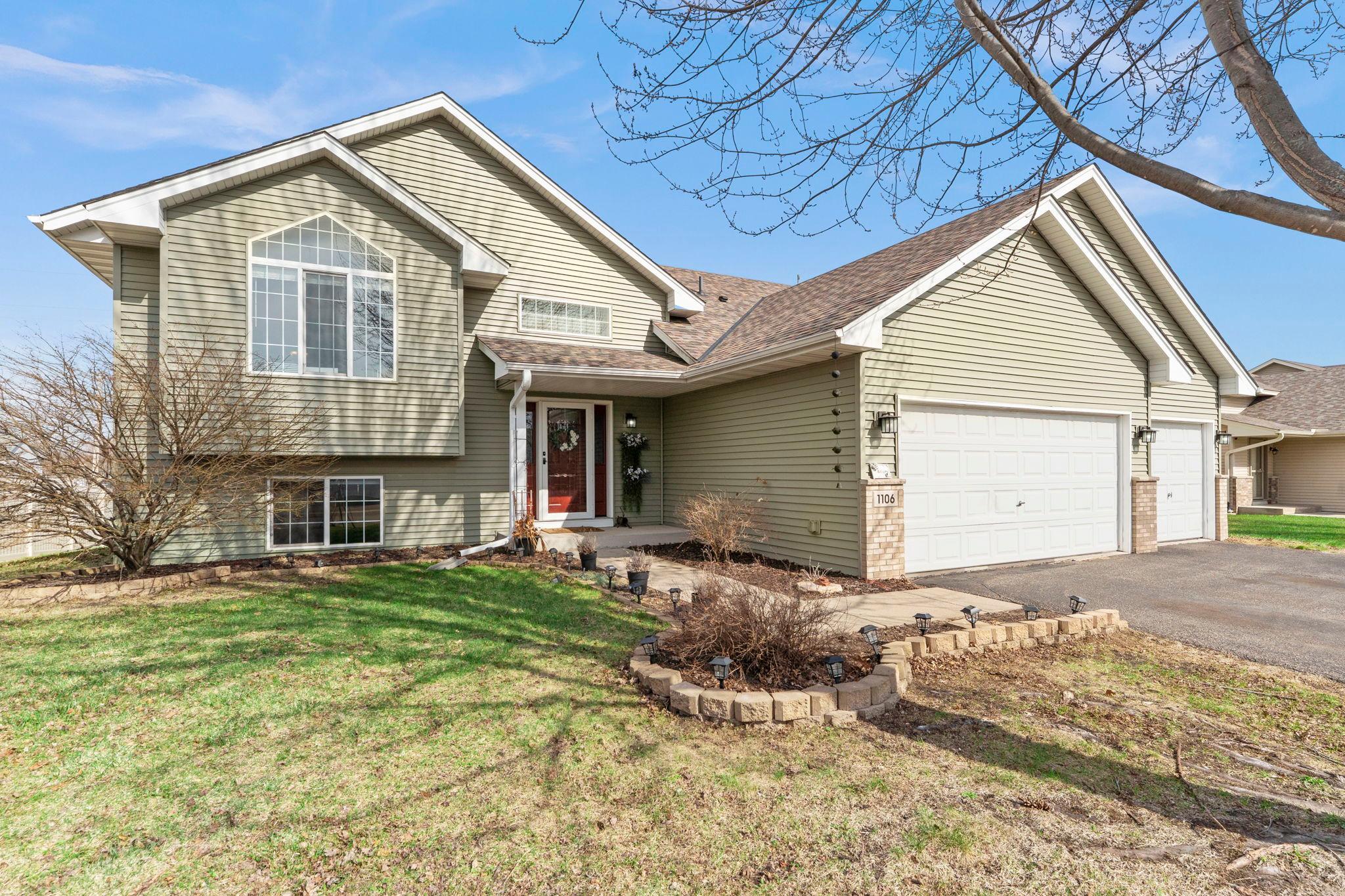 1106 Maplewood Avenue SW Isanti MN 55040