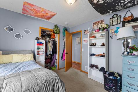 1106 Maplewood Avenue SW Isanti MN 55040