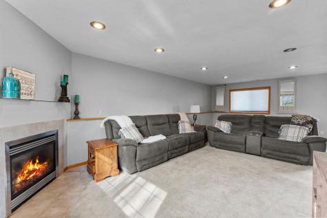 1106 Maplewood Avenue SW Isanti MN 55040