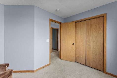 1106 Maplewood Avenue SW Isanti MN 55040