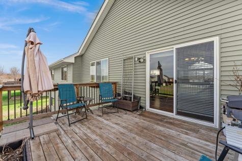 1106 Maplewood Avenue SW Isanti MN 55040