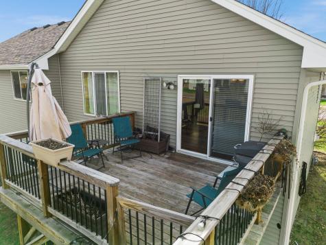 1106 Maplewood Avenue SW Isanti MN 55040