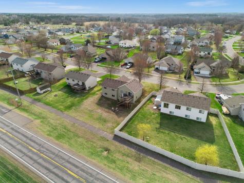 1106 Maplewood Avenue SW Isanti MN 55040