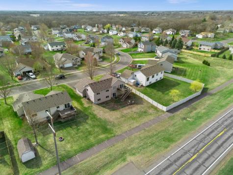 1106 Maplewood Avenue SW Isanti MN 55040