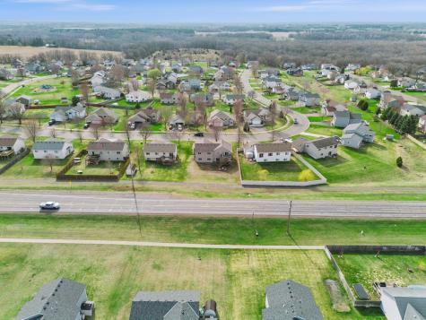 1106 Maplewood Avenue SW Isanti MN 55040