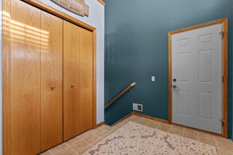 1106 Maplewood Avenue SW Isanti MN 55040