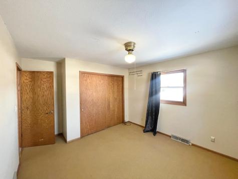215 N Swain Street Redwood Falls MN 56283