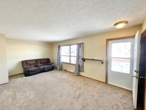 215 N Swain Street Redwood Falls MN 56283