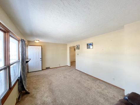 215 N Swain Street Redwood Falls MN 56283