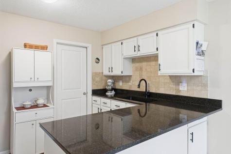 4702 Grenada Point Eagan MN 55122