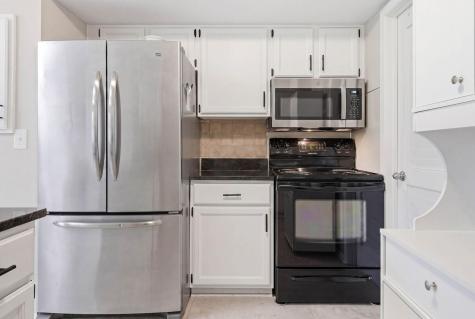 4702 Grenada Point Eagan MN 55122