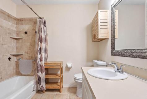 4702 Grenada Point Eagan MN 55122