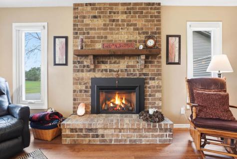 4702 Grenada Point Eagan MN 55122