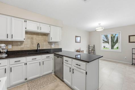 4702 Grenada Point Eagan MN 55122