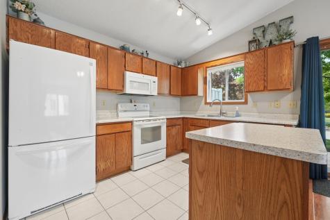 6 Oak Road Circle Pines MN 55014