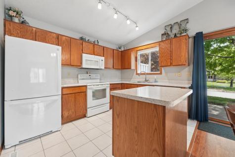 6 Oak Road Circle Pines MN 55014