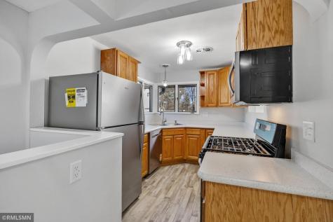 2181 Sunrise Drive N Maplewood MN 55117