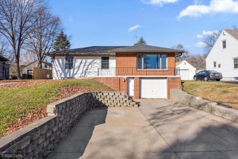 2181 Sunrise Drive N Maplewood MN 55117