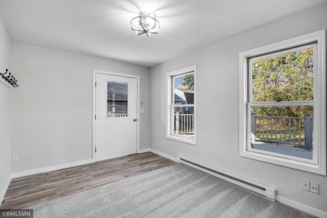 2181 Sunrise Drive N Maplewood MN 55117