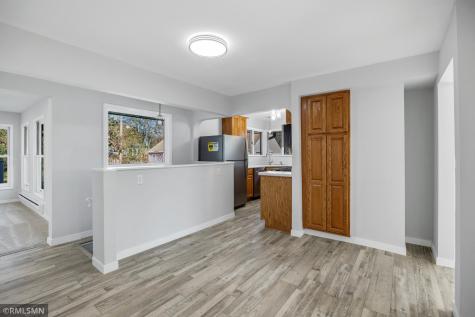 2181 Sunrise Drive N Maplewood MN 55117