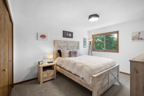 1416 Pinefield Court White Bear Lake MN 55110