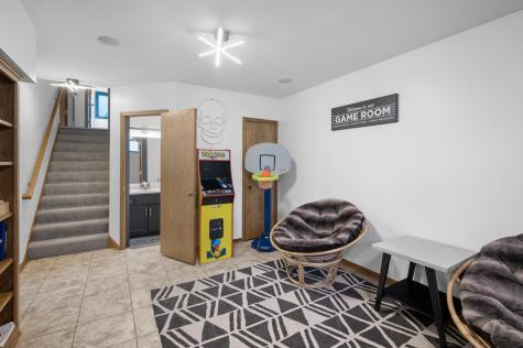 1416 Pinefield Court White Bear Lake MN 55110