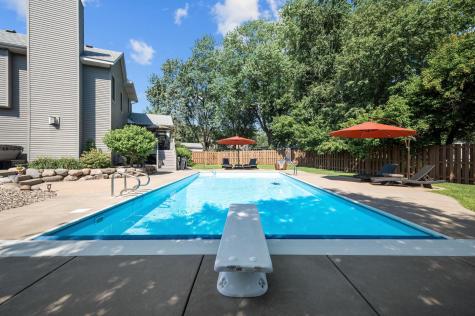 1416 Pinefield Court White Bear Lake MN 55110