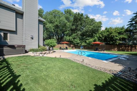 1416 Pinefield Court White Bear Lake MN 55110