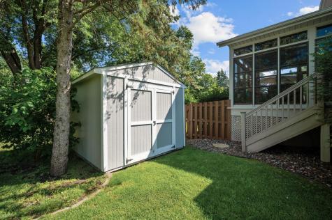 1416 Pinefield Court White Bear Lake MN 55110