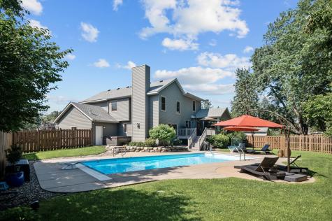 1416 Pinefield Court White Bear Lake MN 55110