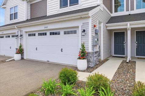 1502 Dogwood Lane Carver MN 55315