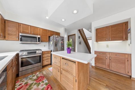 2248 James Street Eagan MN 55122