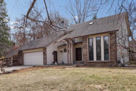 2248 James Street Eagan MN 55122