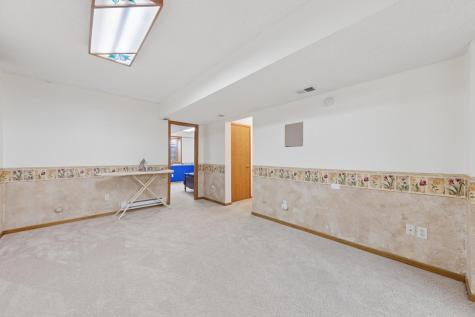 2248 James Street Eagan MN 55122