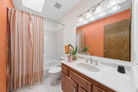 2248 James Street Eagan MN 55122