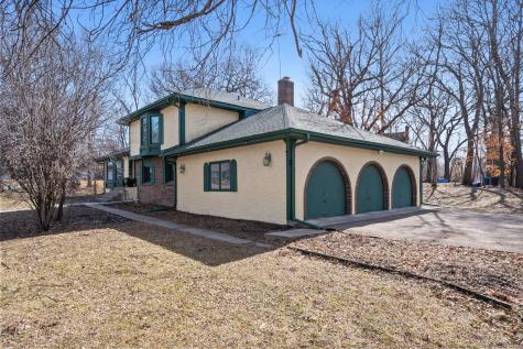 18725 28th Avenue N Plymouth MN 55447