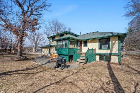 18725 28th Avenue N Plymouth MN 55447