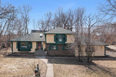 18725 28th Avenue N Plymouth MN 55447