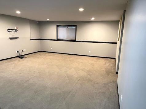 646 Grafton Avenue N Oakdale MN 55128